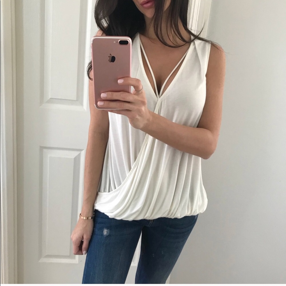 SALE🥳 REPOSH // Ivory Wrapped Up Tank